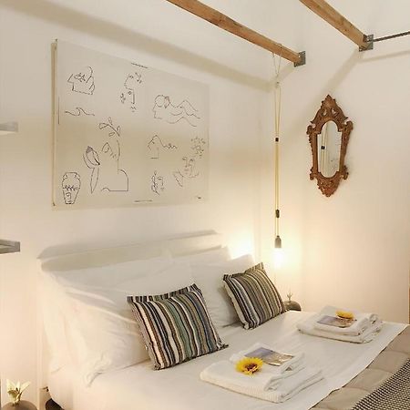 Design & History Suite Salerno Exterior foto